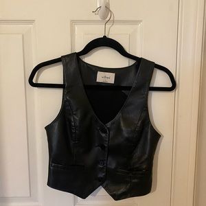 Aritzia Wilfred Desiree Vegan Leather Vest